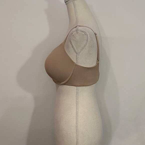 Victoria’s Secret Bra - Picture 4 of 5